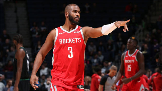 他表示在这 他表示在这